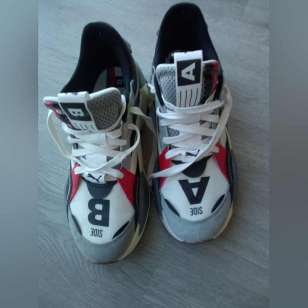 Puma Gently Used Sneakers